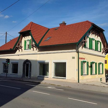 Graz Ferienwohnung Luaran gambar