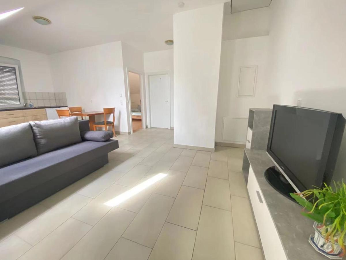 Graz Ferienwohnung Luaran gambar
